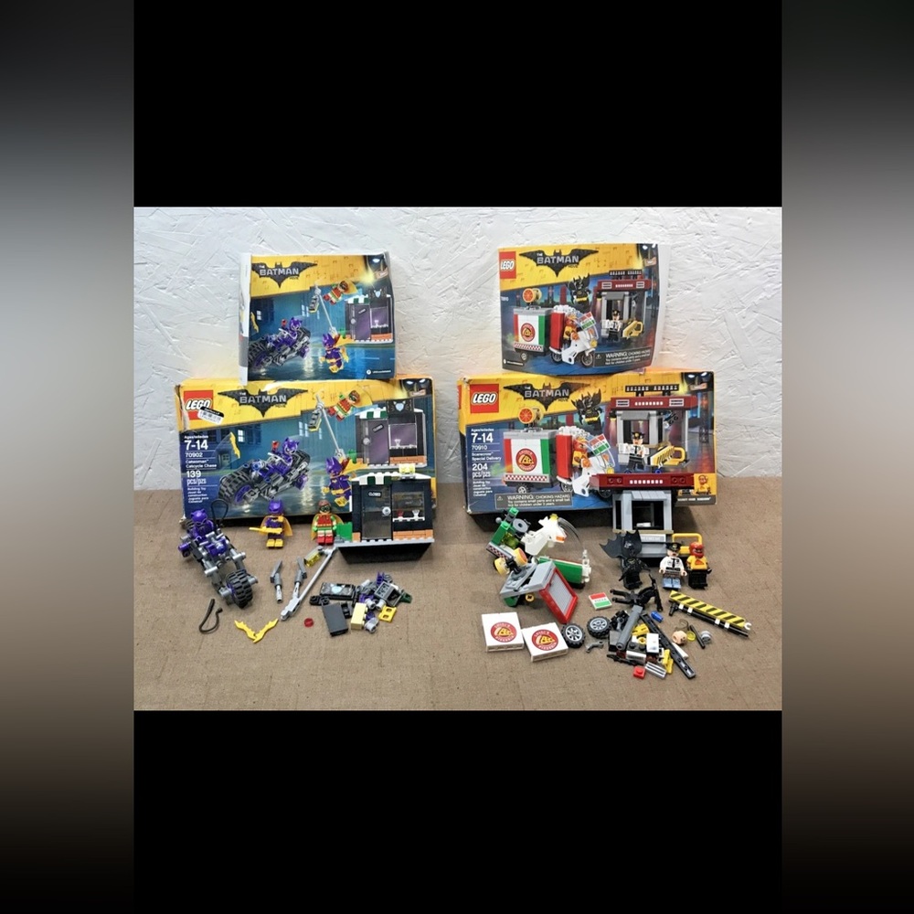 Lot of 2 LEGO Batman 70902 70910 Catwoman Catcycle & Scarecrow Special Delivery